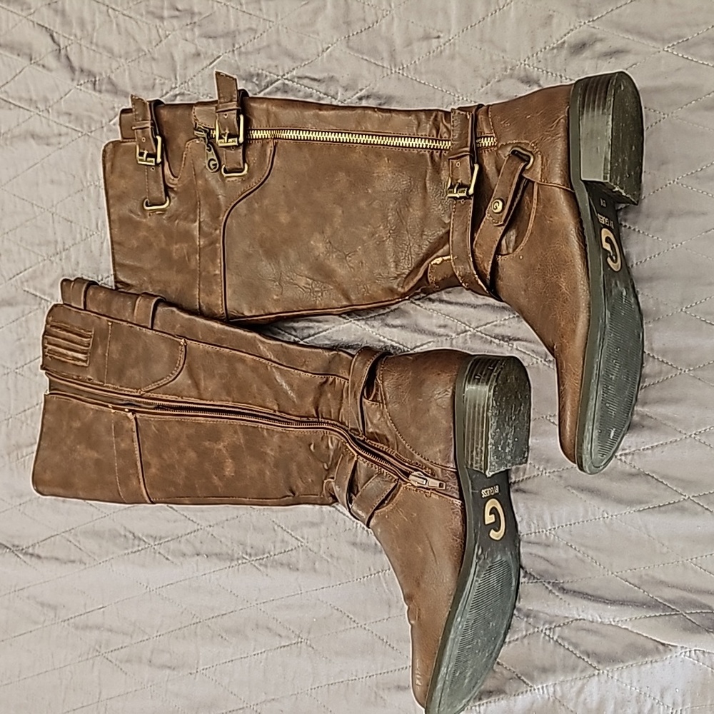 Guess boots